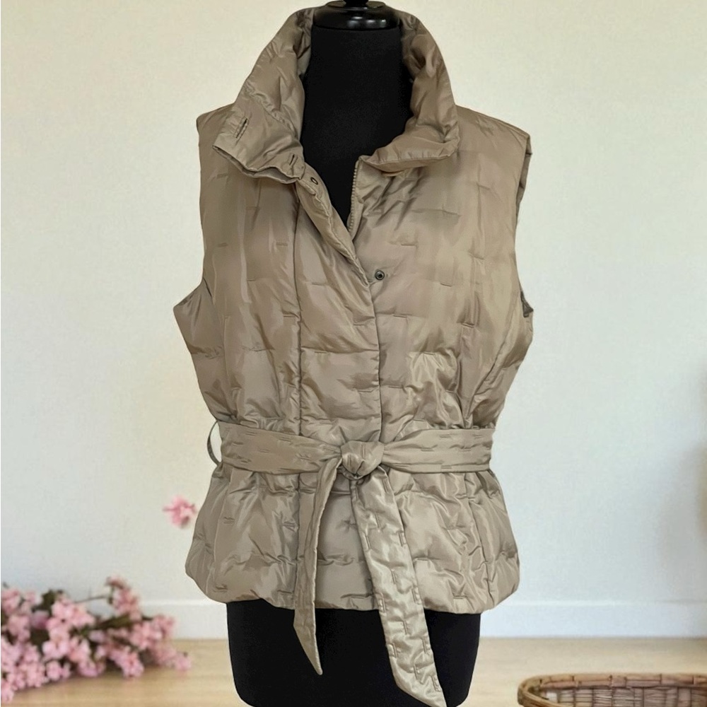 Talbots Petites Beige Tan Goose Down Fill Puffer Vest Sz Lp Belted Pockets